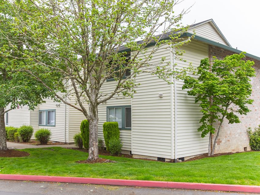 Willow Creek Apartments, 903 SW 185th Ave., Beaverton, OR RentCafe