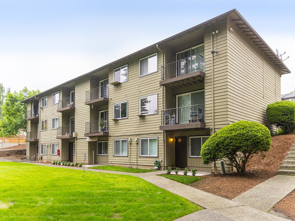 Gladstone Forest Exterior