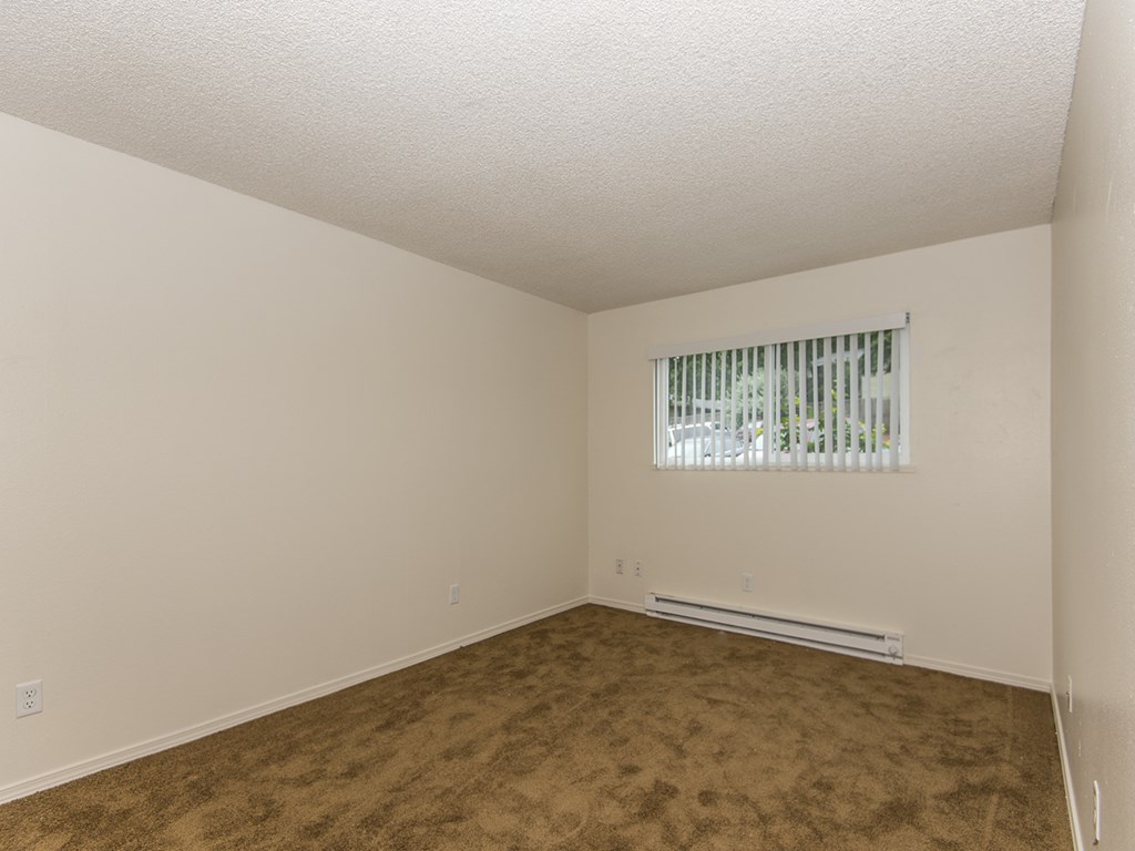 Gladstone Forest bedroom