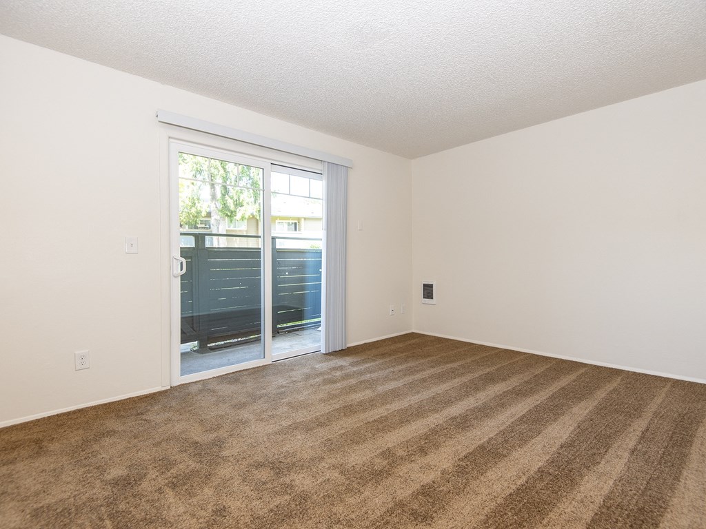 Crescent Ridge living area