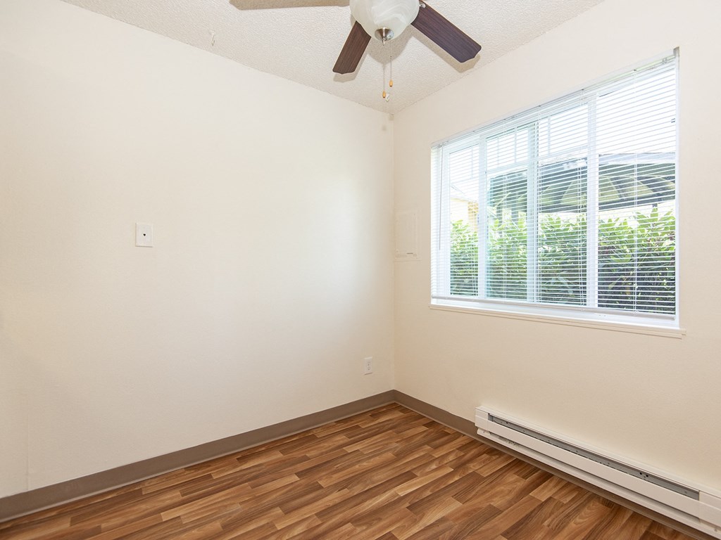 Crescent Ridge bedroom