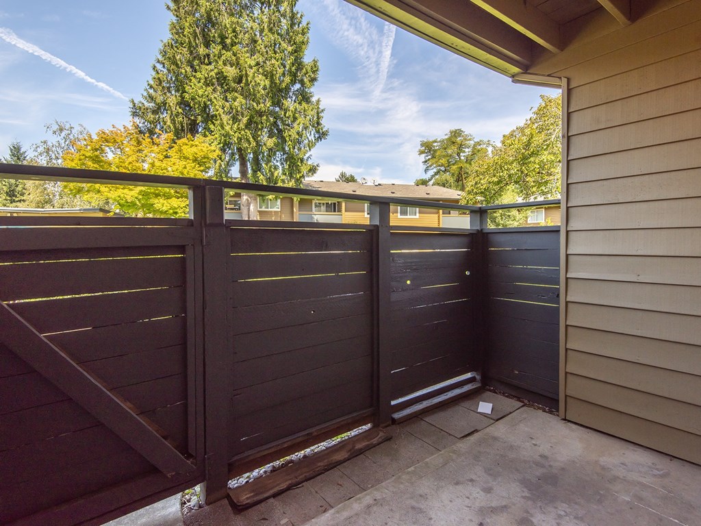 Crescent Ridge patio