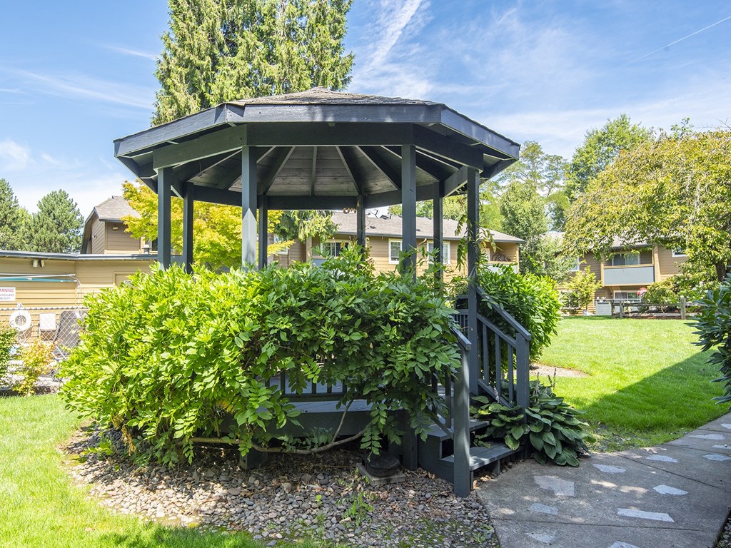 Crescent Ridge gazebo