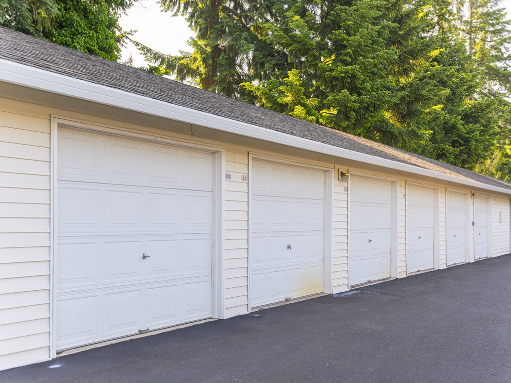 Vista Highlands Garages