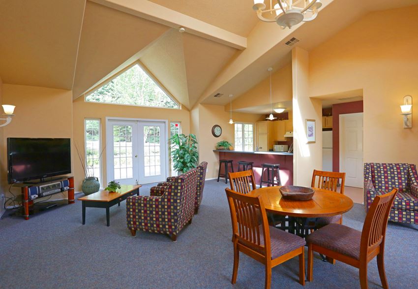 Fanno Creek Village clubhouse 1