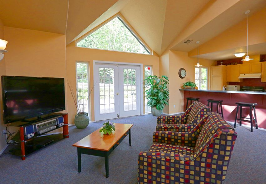Fanno Creek Village clubhouse 3