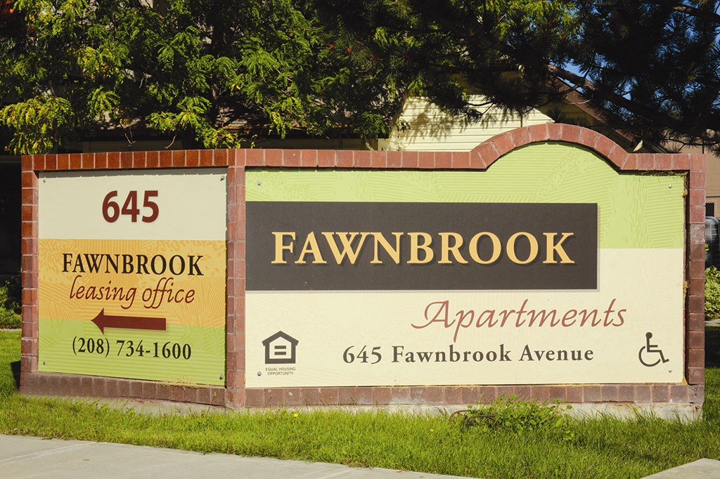 Fawnbrook Monument sign