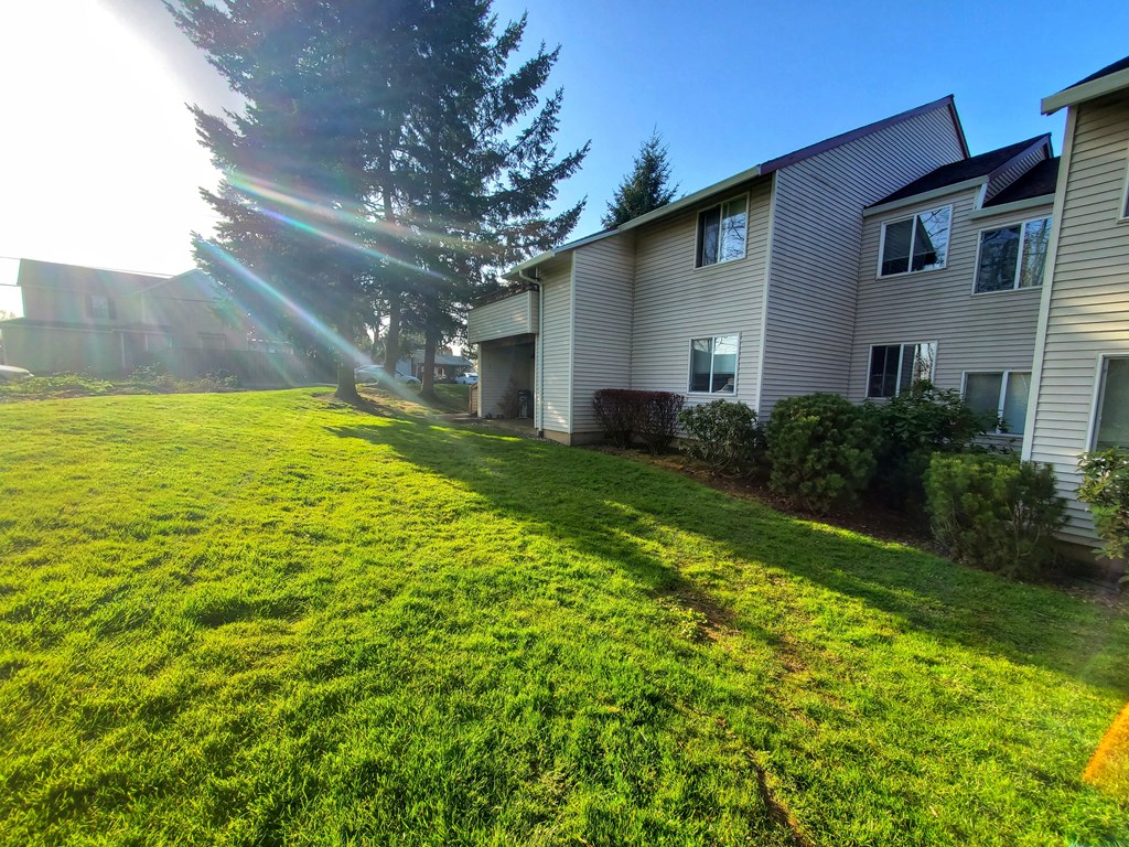 Garden Home Crossing exterior