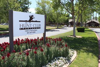 Hunt Club Monument