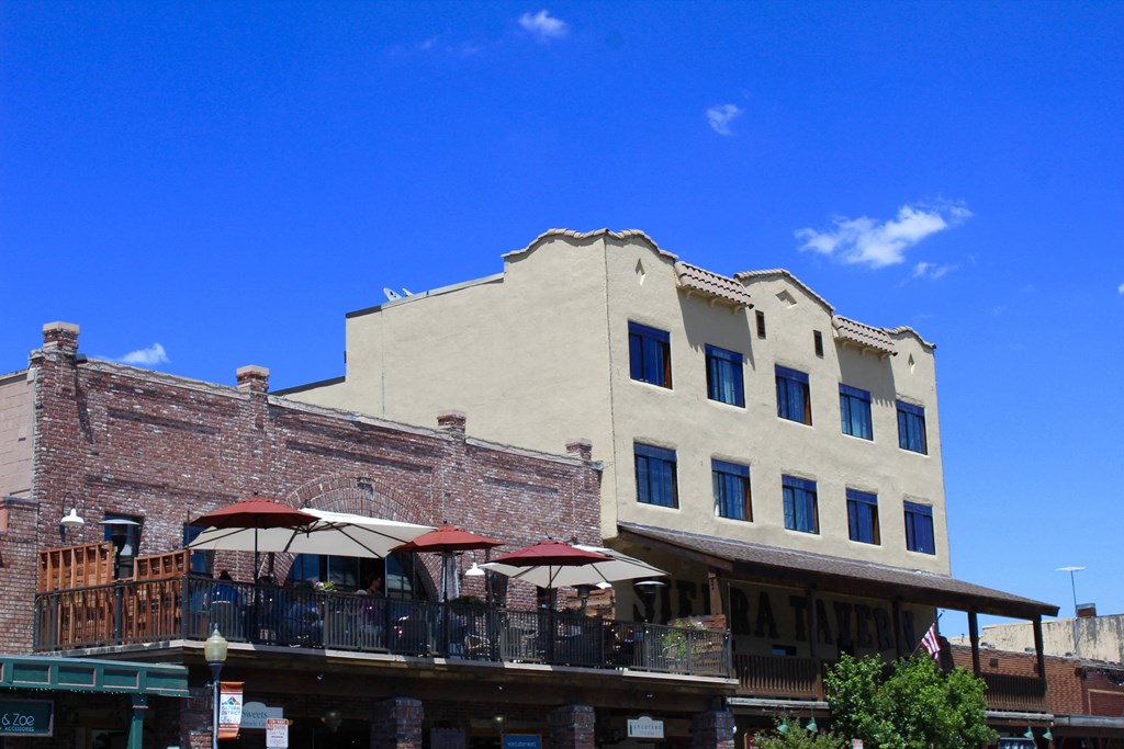 Truckee, view of restaurant with outside deck seating