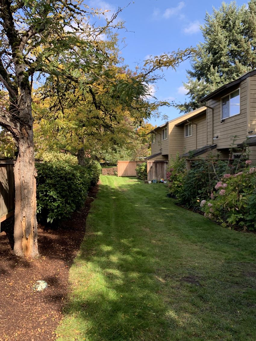 Coburg Road Apartments, 1121 Coburg Road, Eugene, OR RentCafe