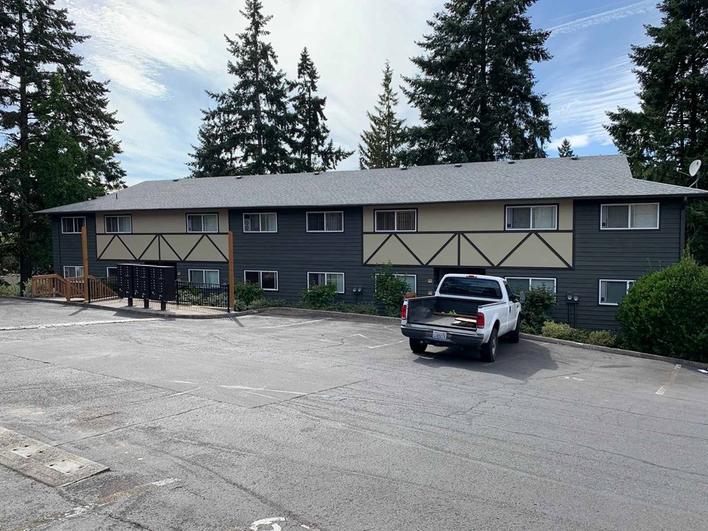 Gladstone Forest exterior