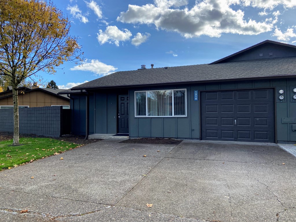 Sunrise Park exterior