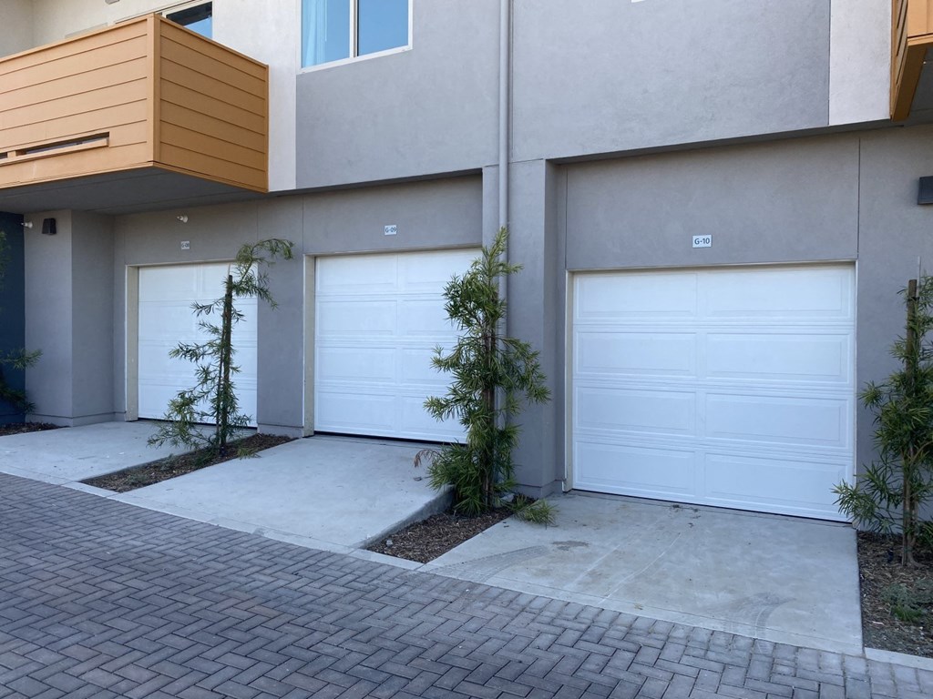 Willow View exterior parking garages under apartments