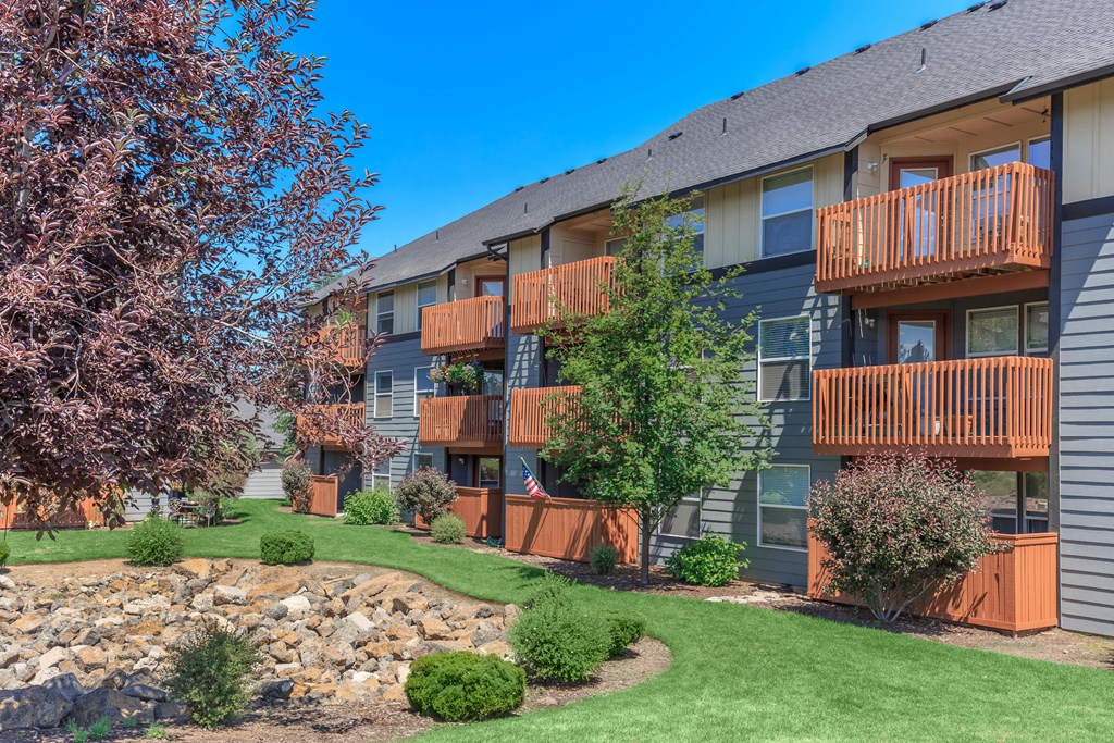 Commons at Pilot Butte Exterior K Building