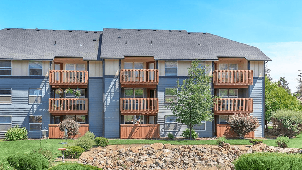 Commons at Pilot Butte Exterior K Building 2