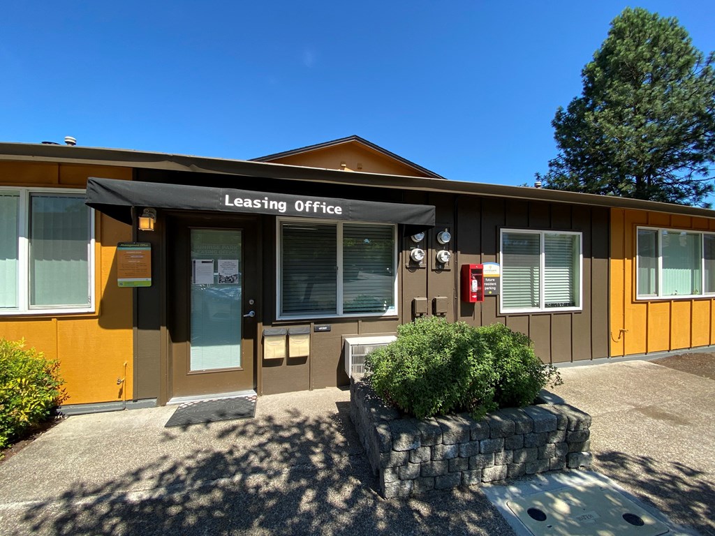Sunrise Park leasing office