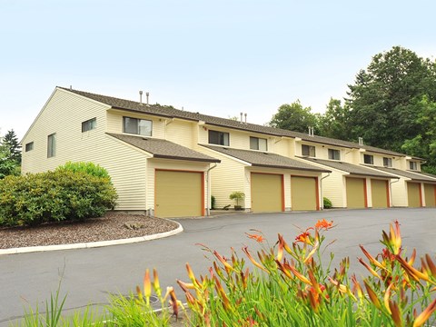 Los Verdes Townhomes