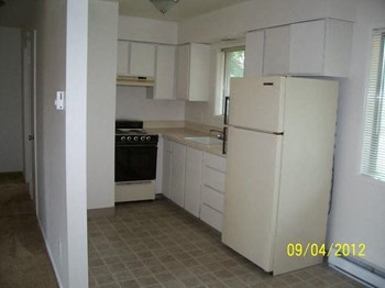 HIdden Court Kitchen - Photo Gallery 4