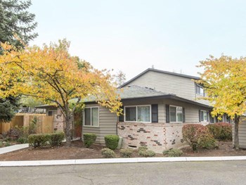Village Manor Exterior - Photo Gallery 3