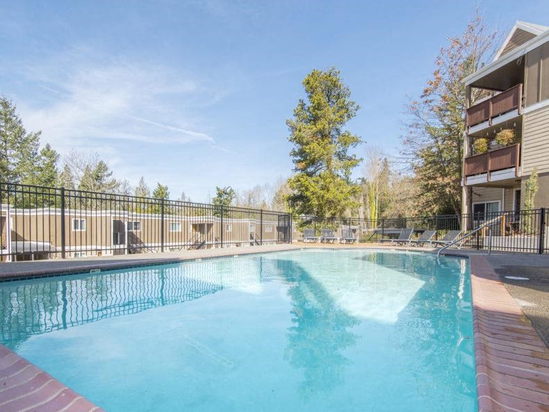 West Slope Terrace Swimming Pool