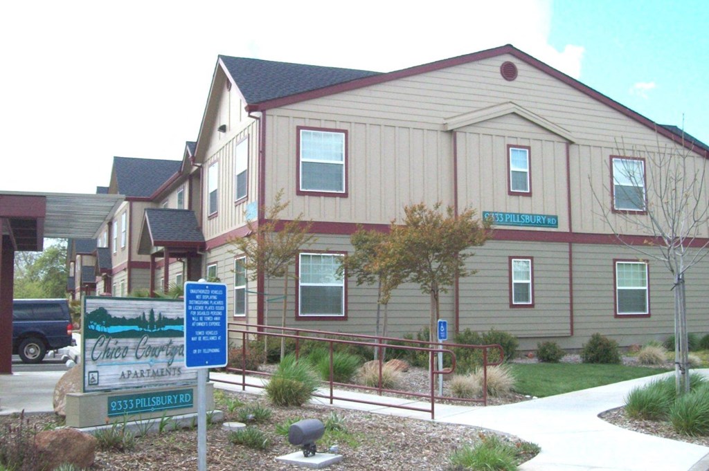 Chico Courtyards Exterior