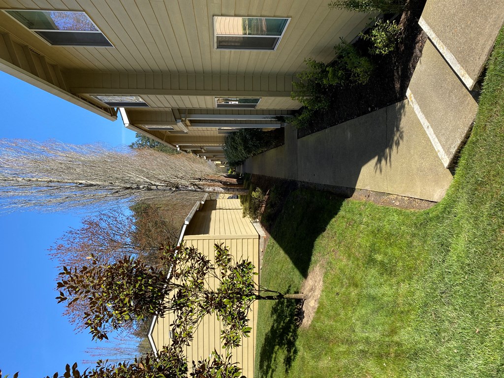 Wellington Estates walkway