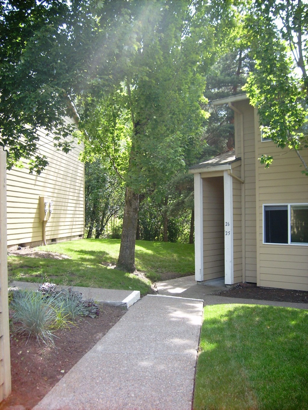 Wellington Estates walkway