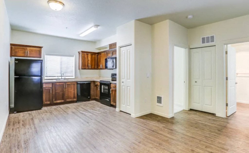 Atwater kitchen living