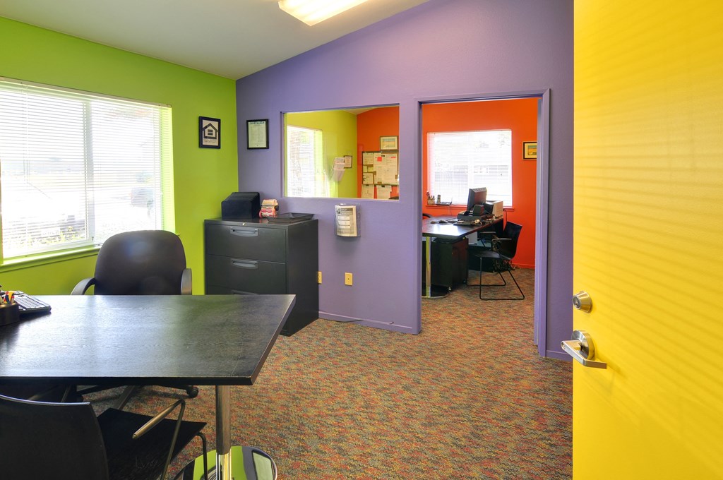 this is a photo of the office space available to rent