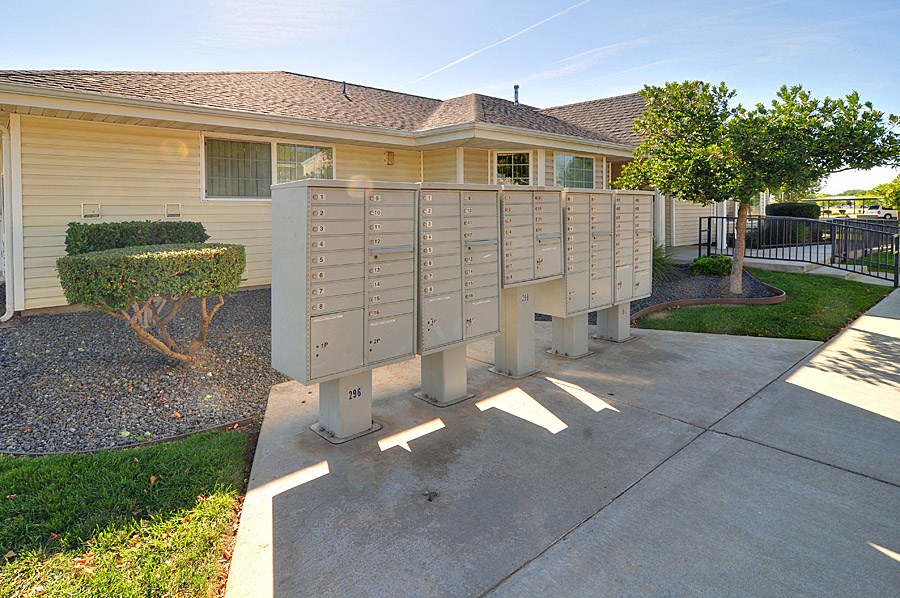 Meadow Vista mailboxes