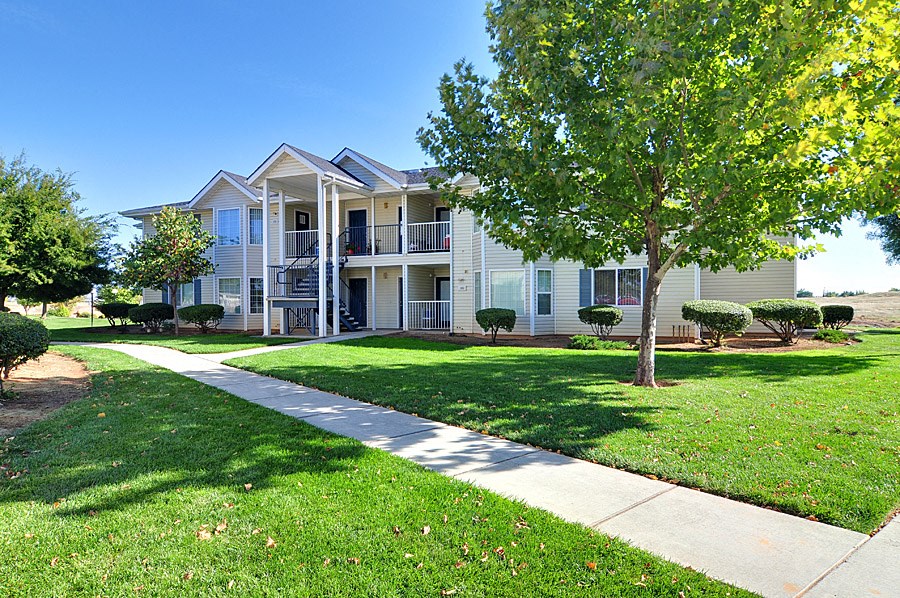 Meadow Vista exterior