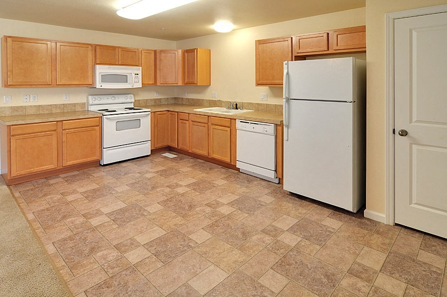 Chico Courtyards kitchen