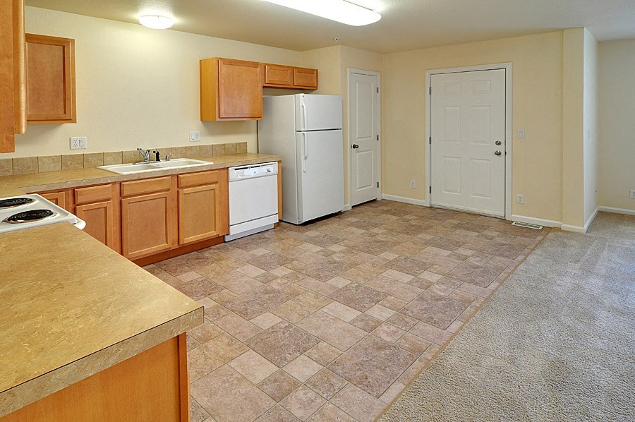 Chico Courtyards kitchen