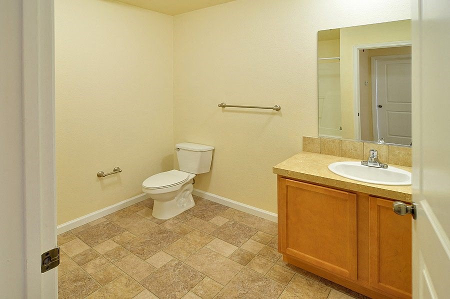 Chico Courtyards bathroom