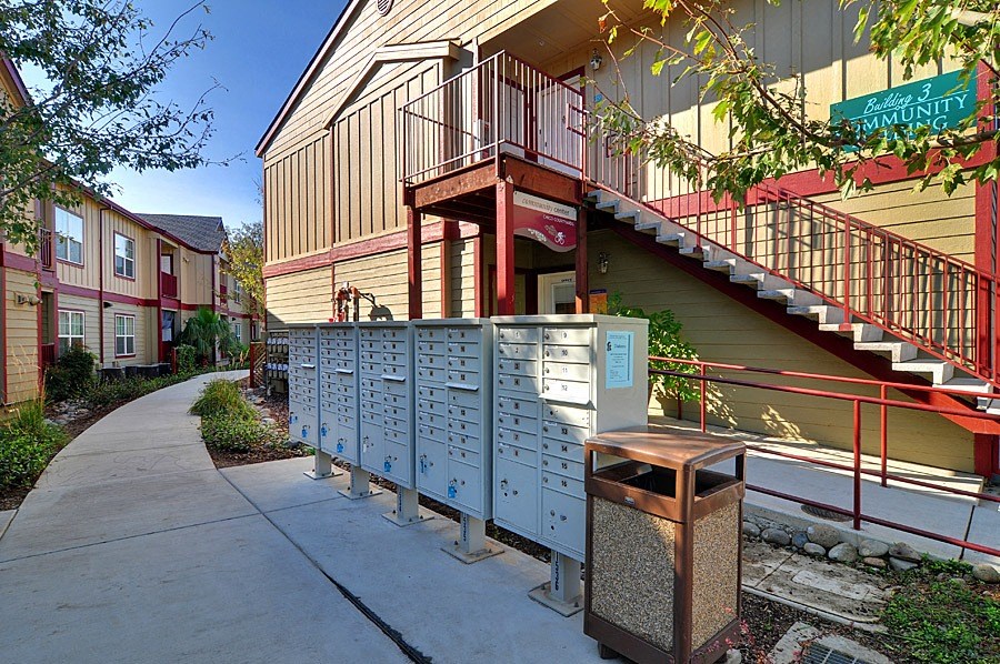 Chico Courtyards mailboxes