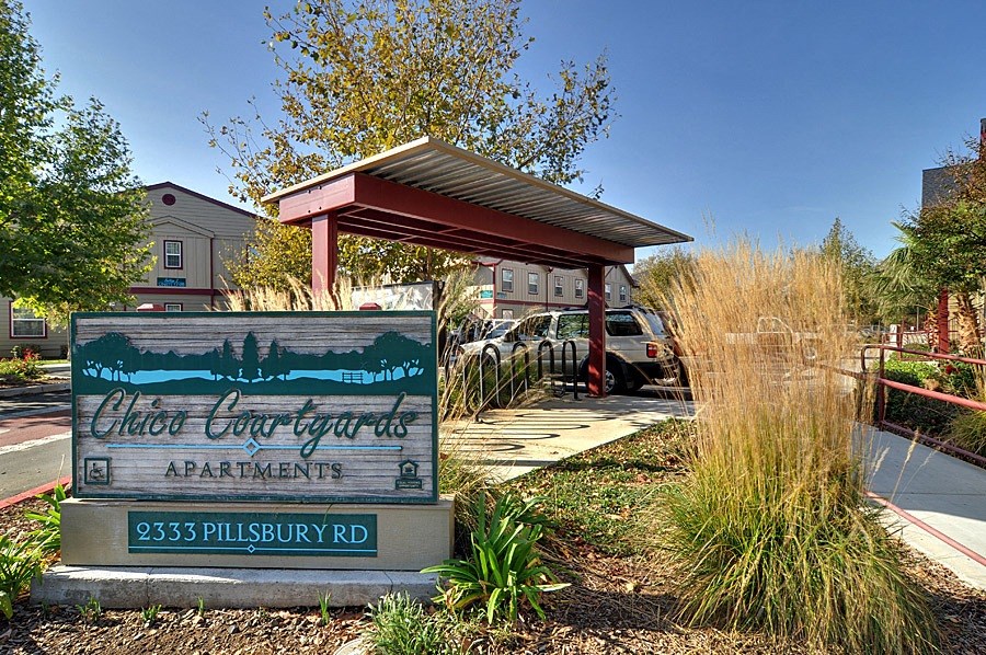 Chico Courtyards monument sign