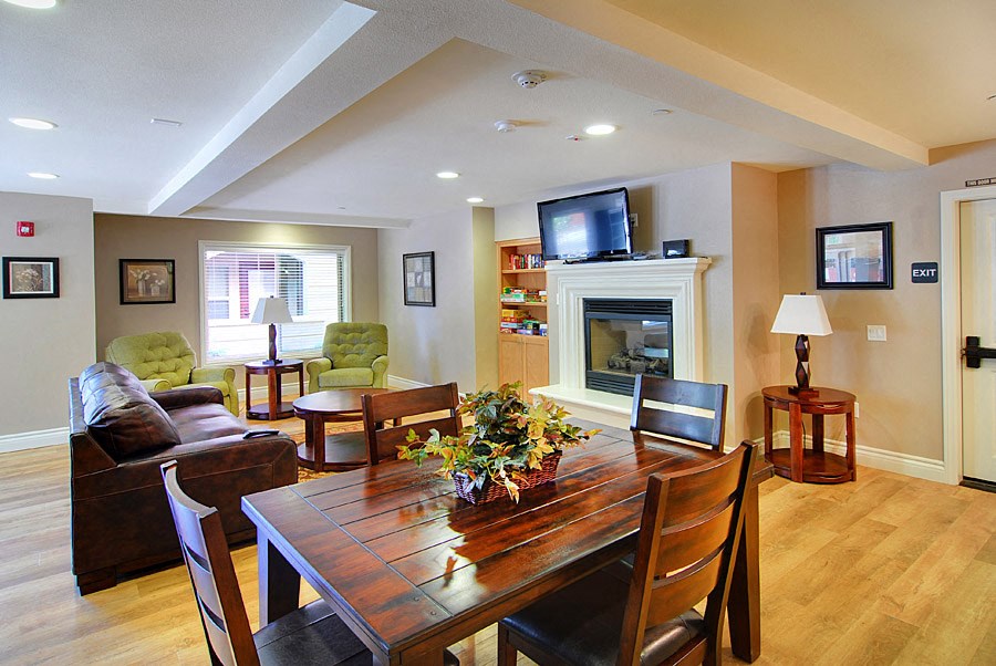 Bidwell Park clubhouse