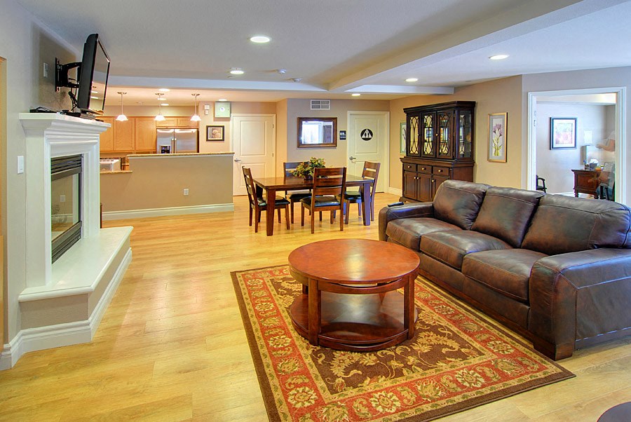 Bidwell Park clubhouse