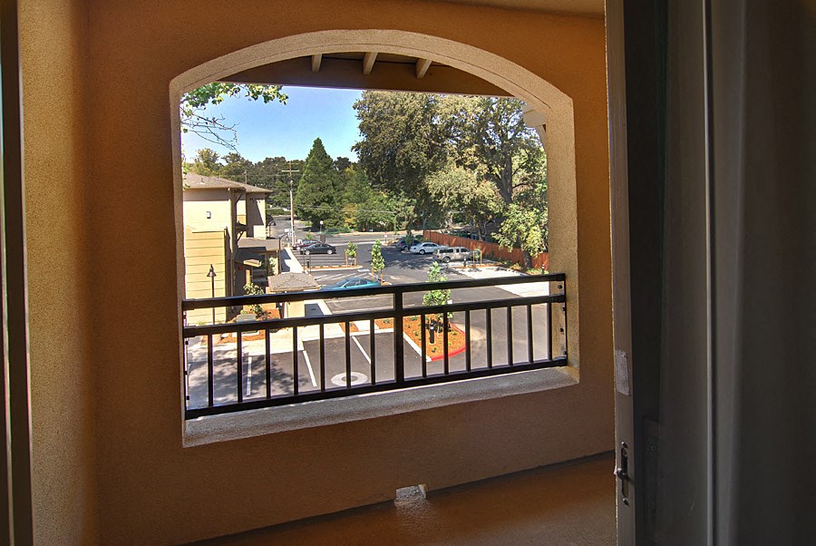 Bidwell Park balcony feature
