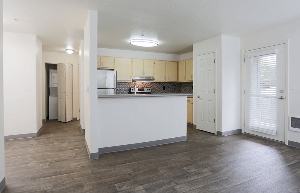 Sienna Lofts living and kitchen