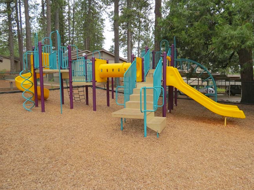 Springhill Gardens playground