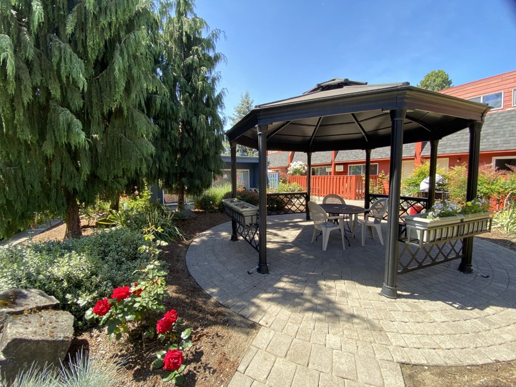 20th and Brooklyn exterior gazebo
