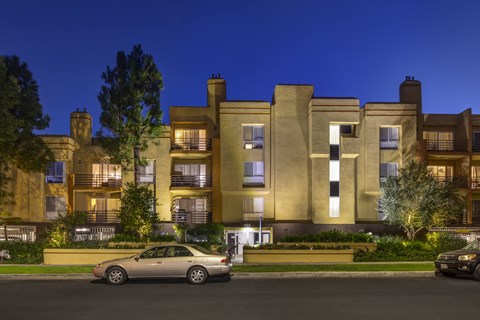 Apartments in Burbank, CA - Across the Street Night Time Exterior View of Community Lit Up