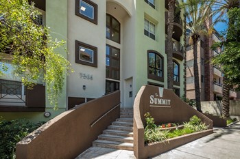 Apartments in Hollywood, CA - Exterior Building Main Entrance  and Signage summit - Photo Gallery 3