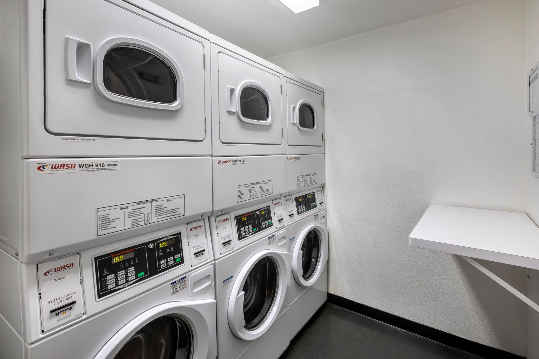 Apartments in Hollywood, CA - Laundry Center Sutton