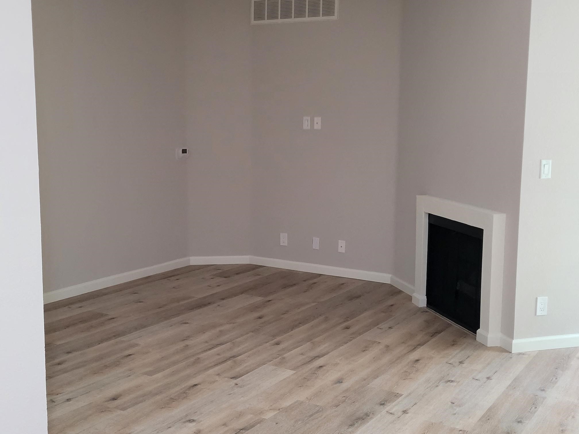 Apartments in Hollywood, CA - The Summit Livingroom with fireplace