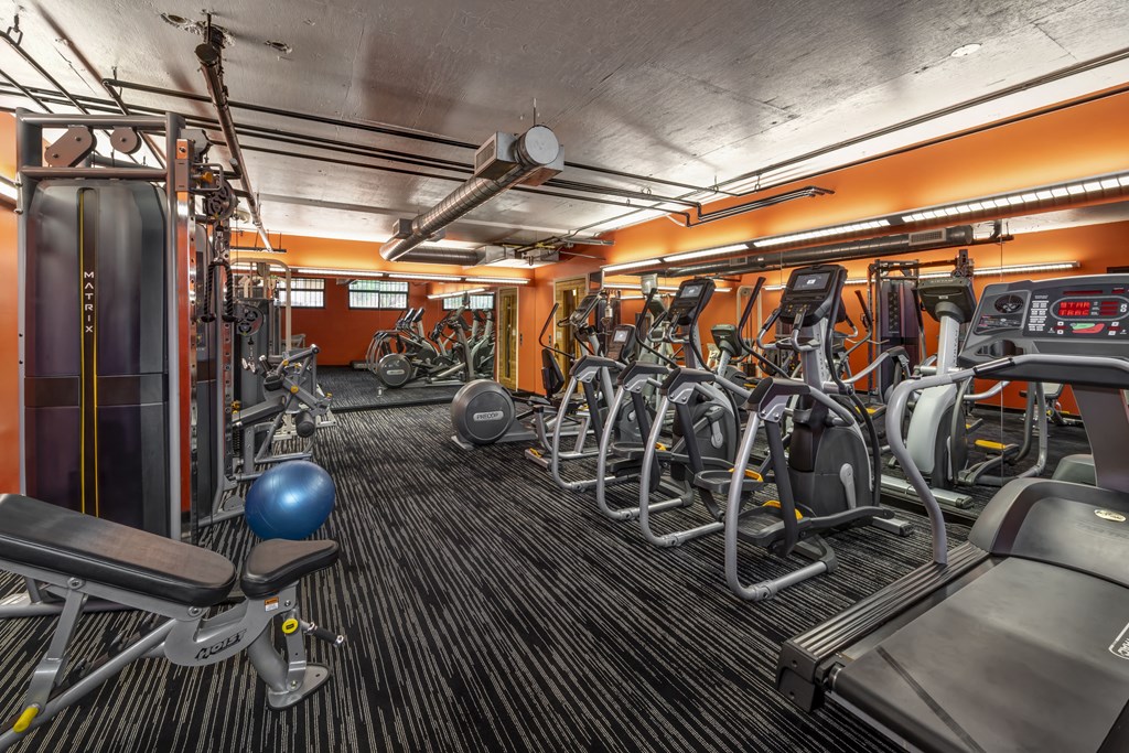 Apartments in Valley Village, CA - Community Fitness Center
