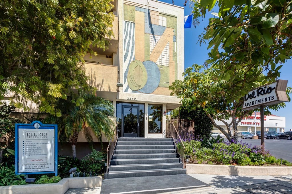 Apartments in West Los Angeles, CA Del Rio Leasing Office Exterior