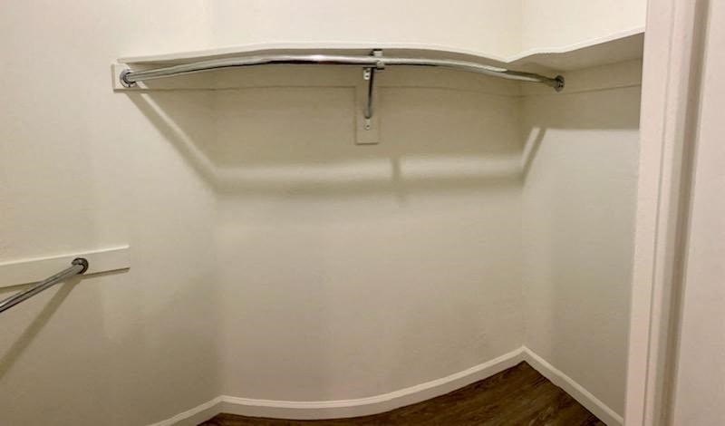 Apartments in Hollywood, CA - The Summit large walk-in closet